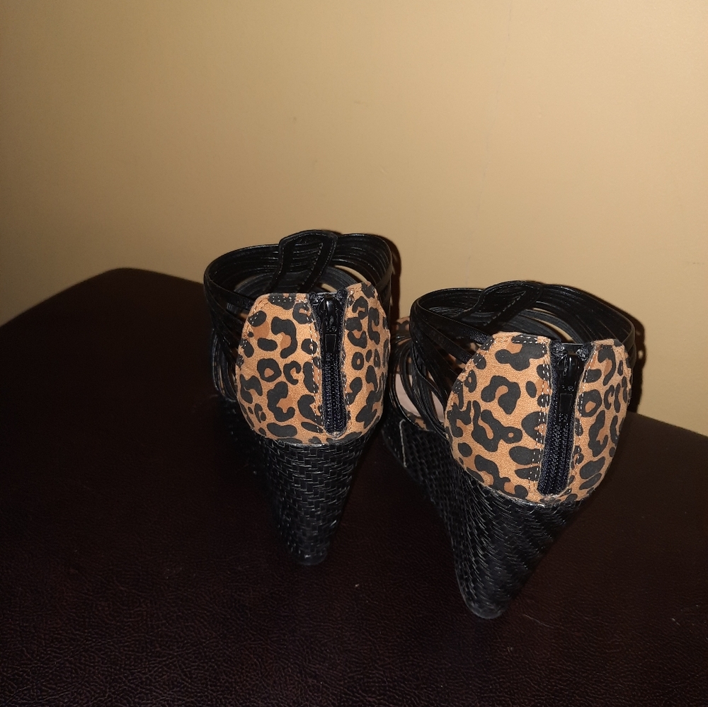 Animal Print Wedges - Picture 4 of 4
